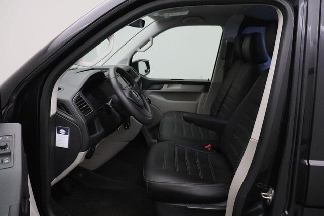 Volkswagen TRANSPORTER 2.0 TDI L1H2 Highline 2019 | Navigatie | Carplay | Dak Afzuiging | Parkeersensoren | Verwarmde Voorruit | Cruise Control | DAB Radio | Lichtmetalen Velgen | Nationale Autopas