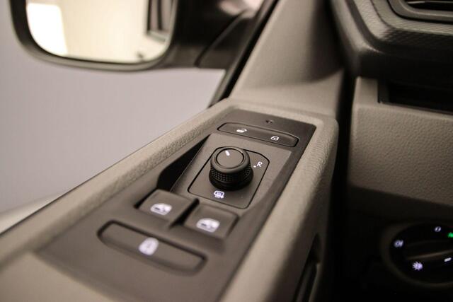 Volkswagen TRANSPORTER 2.0 TDI 150pk L2 | Achterdeuren | BPM-vrij | Cruise-control |