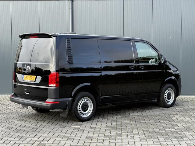 Volkswagen TRANSPORTER 2.0 TDI 150 PK DSG AUTOMAAT HIGHLINE / L1H1 / ALUCA INRICHTING / AIRCO / CRUISE / ACHTERKLEP / NAVI / CARPLAY
