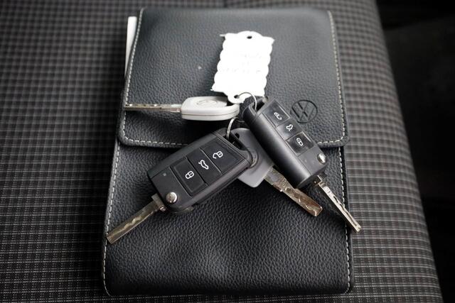 Volkswagen TRANSPORTER T6.1 2.0 TDI 110pk Lang 30 D.C. Airco/Cruise 02-2022