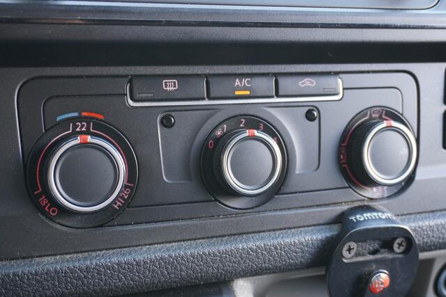 Volkswagen TRANSPORTER 2.0 TDI EURO 6 - Airco - Imperiaal - ¤ 11.499,- Excl.