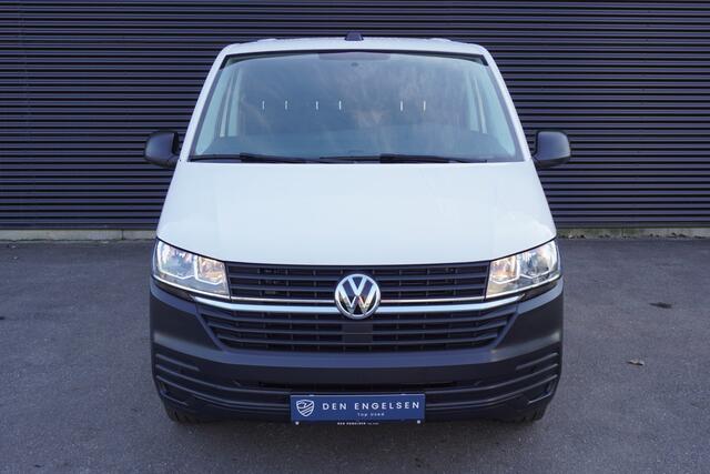 Volkswagen TRANSPORTER 150pk Automaat L2H1 Apple Carplay Parkeersensoren Naviagtie Airco