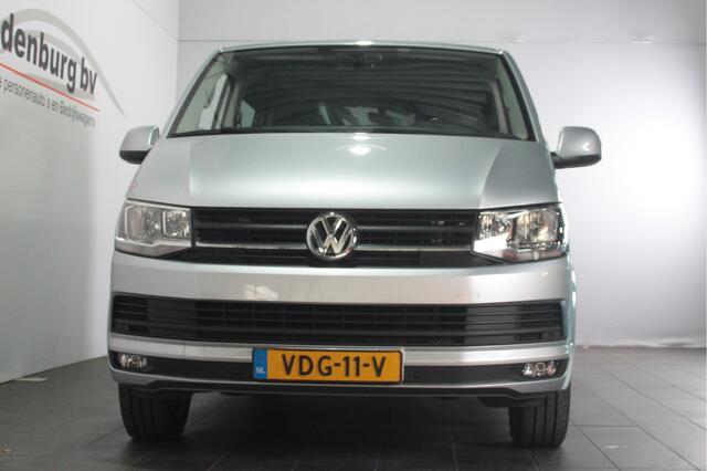 Volkswagen TRANSPORTER 2.0 TDI L2H1 DC - Carplay / PDC / Trekhaak