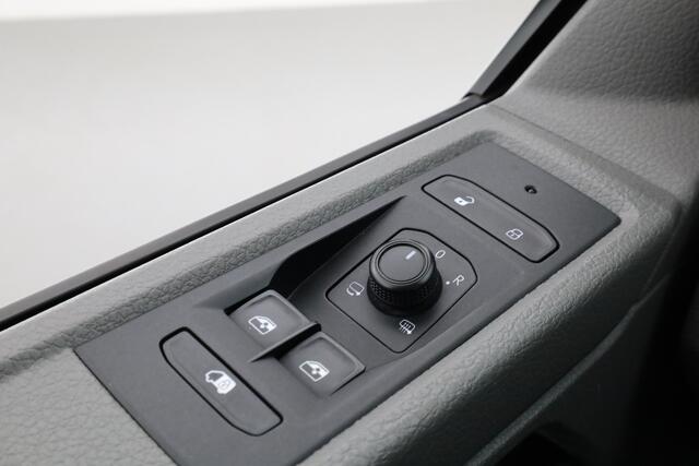 Volkswagen TRANSPORTER 2.0 TDI L2H1 4Motion Automaat/DSG Comfortline | 204pk | Standkachel | Dig. Cockpit | Camera+PDC | Stoelverw. | Adapt. Cruise | Nav+App.Connect | LED
