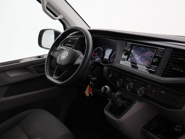 Volkswagen TRANSPORTER T6.1 2.0 TDI DUBBEL CABINE L2H1 + COMFORTSTOELEN | TREKHAAK | APPLE CARPLAY | CRUISE CONTROL