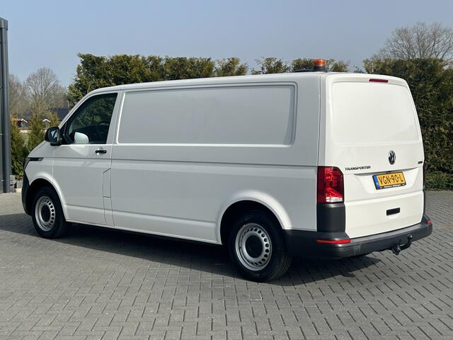 Volkswagen TRANSPORTER 2.0 TDI 150 PK 4-MOTION 6.1 / L2H1 / 1e EIG. / 4x4 / TREKHAAK / ACHTERKLEP / INRICHTING / AIRCO / CRUISE / NAVI / APPLE CARPLAY