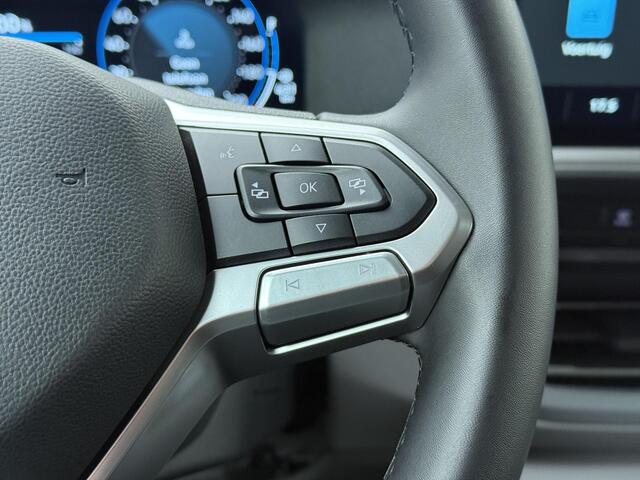 Volkswagen TRANSPORTER 2.0 TDI L1H1 28 Bulli 150Pk Automaat 8-Traps | Dubbele Cabine | BPM-vrij | 5-Persoons Comfortstoelen + Armleuningen | Navigatie Apple Carplay / Android Auto | PDC V + A + Achteruitrijcamera | Trekhaak