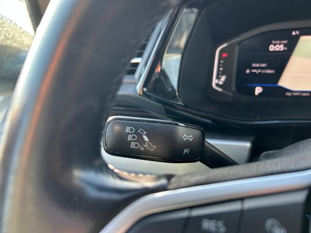 Volkswagen TRANSPORTER 2.0 TDI L1H1 BULLI, Xenon, AUT, Virtual