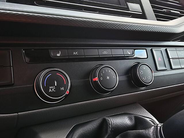 Volkswagen TRANSPORTER 2.0 TDI T6.1 L2H1 2x-Zijdeur Trekhaak Achterdeuren CarPlay!