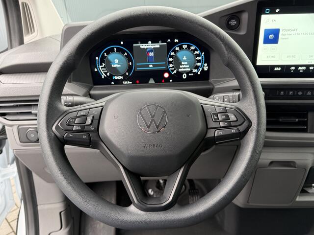 Volkswagen TRANSPORTER 2.0 TDI 150 PK STYLE / AUTOMAAT / L1H1 / BPM VRIJ! / ACHTERKLEP / ECC / CRUISE / LANE ASSIST / CAMERA / 3-ZITS