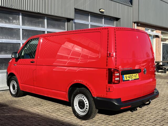 Volkswagen TRANSPORTER 2.0 TDI L1H1 150PK Automaat Airco Cruise controle Trekhaak 2500kg trekgewicht Telefoonverbinding Navigatiesysteem Euro 6 Ex overheid 1e Eigenaar