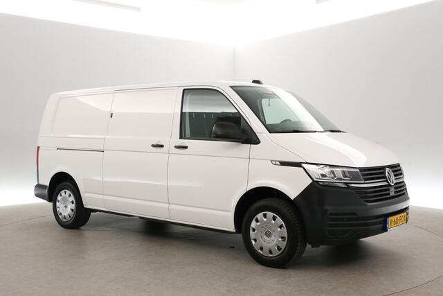 Volkswagen TRANSPORTER 2.0 TDI L2H1 | Airco | Cruise | Carplay | 3 Zits | Trekhaak | Parkeersens. | Stoelverw.