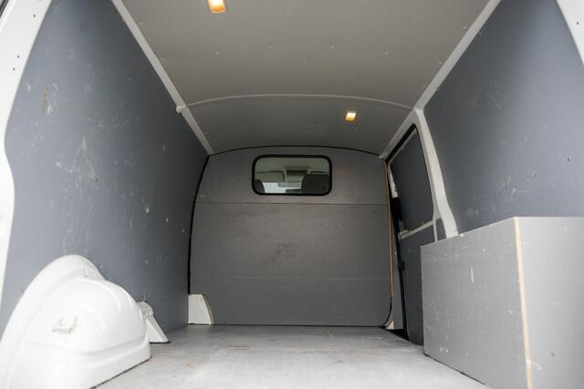Volkswagen TRANSPORTER T6 L2H1 | 102 PK | 3-Zits | Airco