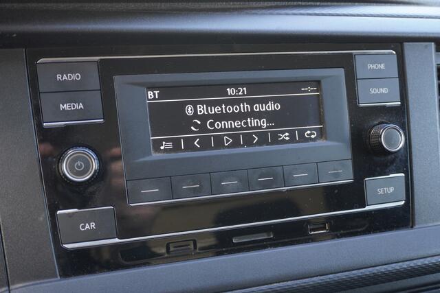 Volkswagen TRANSPORTER 2.0 TDI L2 EURO 6 - Airco - Cruise - Trekhaak - ¤15.900,- Excl.