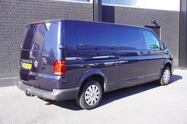 Volkswagen TRANSPORTER 2.0 TDI 150PK L2 Automaat EURO 6 - Airco - Cruise - Trekhaak - ¤ 16.900,- Excl.