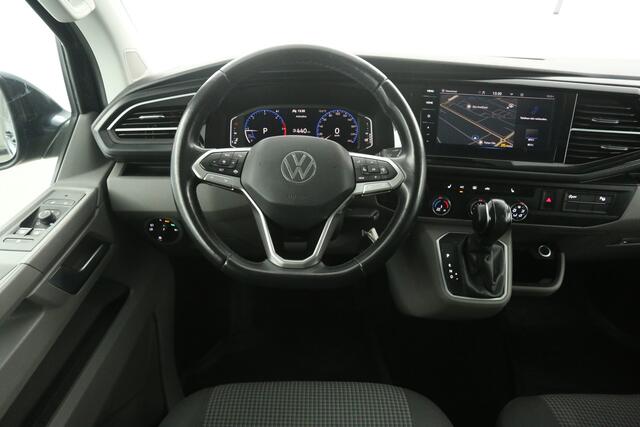 Volkswagen TRANSPORTER 2.0 TDI L2H1 204PK | Aut. | Virtual | Airco | Adap. Cruise | Camera | Carplay | 3 Zits | 2xSchuifdeur | Trekhaak