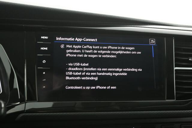 Volkswagen TRANSPORTER 2.0 TDI L2H1 204PK | Aut. | Virtual | Airco | Adap. Cruise | Camera | Carplay | 3 Zits | 2xSchuifdeur | Trekhaak