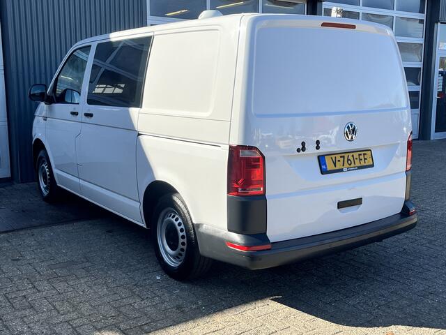 Volkswagen TRANSPORTER 2.0 TDI L1H1 DSG 2x Schuifdeur Hondenvervoer Airco Cruise controle hondenrek Hond Ventilatiesysteem 2-Persoons Achterklep Bpm vrij voor particulier gebruik!!