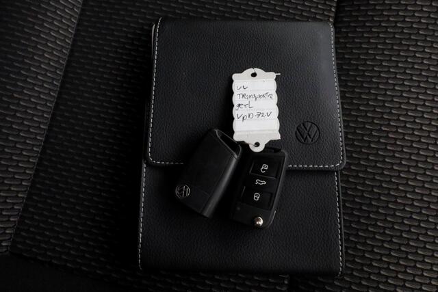 Volkswagen TRANSPORTER T6.1 2.0 TDI 150pk L1H1 DSG-Automaat Airco/Navi/2x Schuifdeur 04-2022