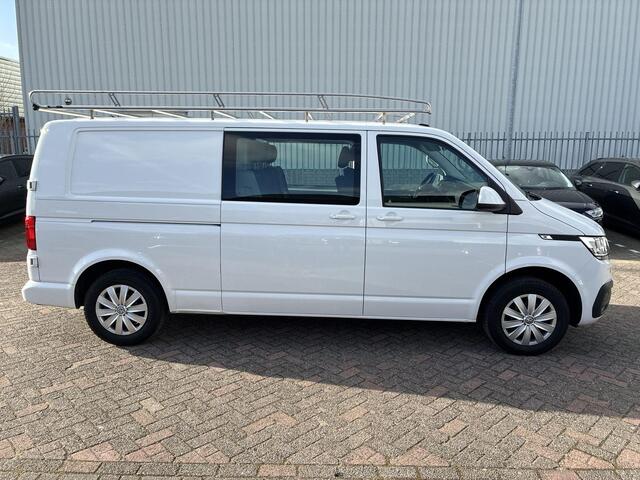 Volkswagen TRANSPORTER 2.0TDi 150pk DSG DC Comfortline L2 · Camera · Apple/Android Car Play · Navigatie · Imperiaal · Trekhaak · Automaat