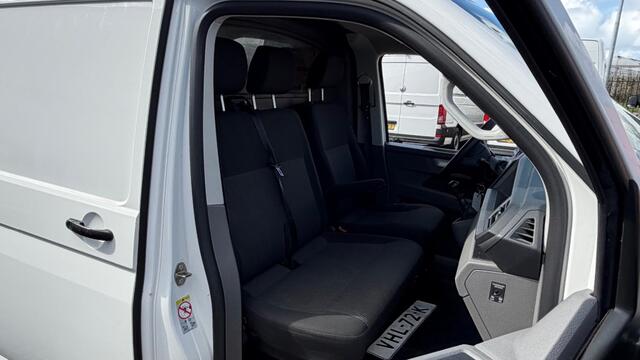 Volkswagen TRANSPORTER 2.0 TDI 66KW 90PK EURO 6 IMPERIAAL/ TREKHAAK/ BIJRIJDERSBANK/ 100% DEALERONDERHOUDEN