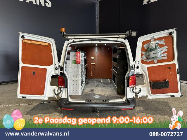 Volkswagen TRANSPORTER 2.0 TDI L2H1 Inrichting Euro6 Airco | Imperiaal | Omvormer | Camera | Apple Carplay | Cruisecontrol Android Auto, Trekhaak, Parkeersensoren