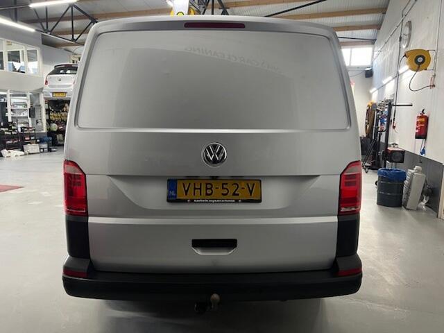 Volkswagen TRANSPORTER 2.0 TDI L2H1 150PK 3 zits, PDC, CAMERA, Stoelverwarming, Cruis.ctrl