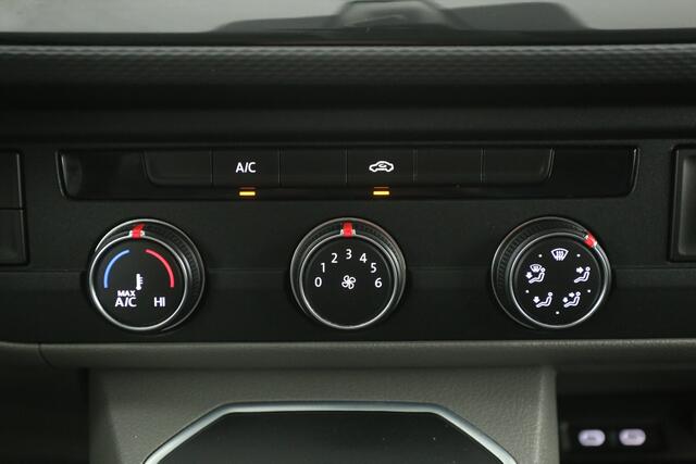 Volkswagen TRANSPORTER 2.0 TDI L1H1 150PK | DSG | Airco | Adap. Cruise | 3 Zits | Camera | Virtual | Trekhaak | Carplay | Navi