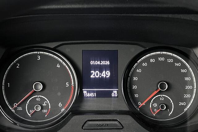 Volkswagen TRANSPORTER 2.0 TDI L1H1 26 | Trekhaak | 2 zitplaatsen rechtsvoor | Apple Carplay