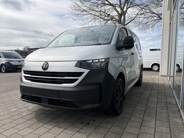 Volkswagen TRANSPORTER 2.0 TDI L1H1 Life | 150pk Hand | Zwarte velgen | App connect | 3 Zits