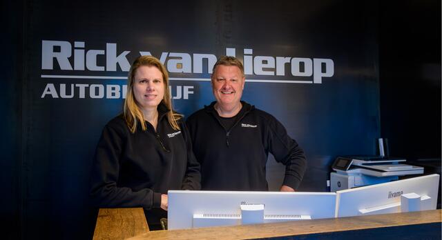 Volkswagen TRANSPORTER 2.0 TDI L2H1 30 Dubbel Cabine | 6 zits | CarPlay | Camera | Airco | Cruise | Trekhaak