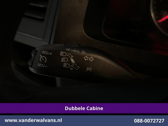 Volkswagen TRANSPORTER 2.0 TDI 150pk L2H1 Dubbele Cabine Airco | 5-Zits | Navigatie | Apple Carplay | Cruisecontrol Android Auto, 2500kg Trekhaak, Parkeersensoren, Achterklep