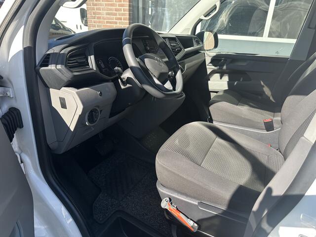 Volkswagen TRANSPORTER 2.0 TDI 150pk DSG L1H1 Airco,Cruise,Navi,Camer,Pdc,Trekh bedrijfswageninrichting
