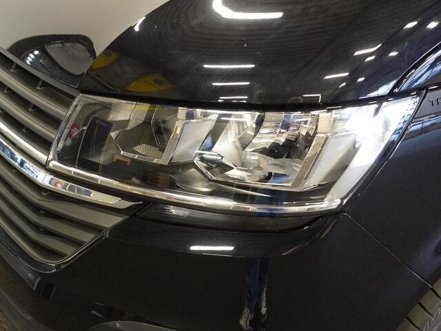 Volkswagen TRANSPORTER 150pk L2H1 28 Highline Automaat Trekhaak Navigatie Carplay Camera Cruise control Lm velgen