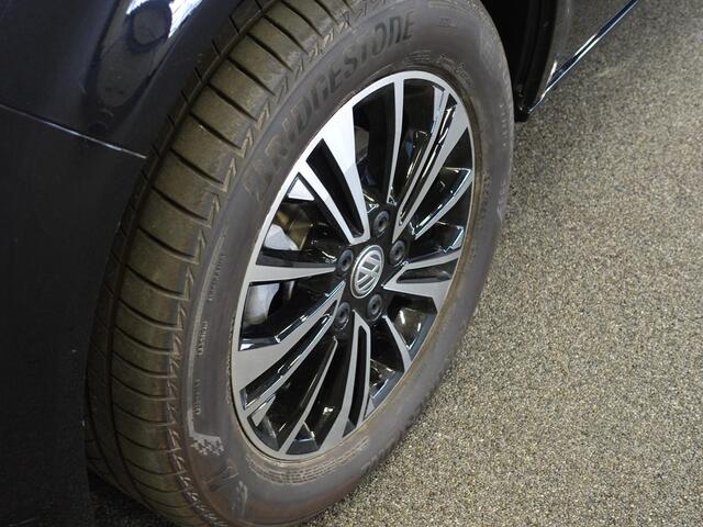 Volkswagen TRANSPORTER 150pk L2H1 28 Highline Automaat Trekhaak Navigatie Carplay Camera Cruise control Lm velgen