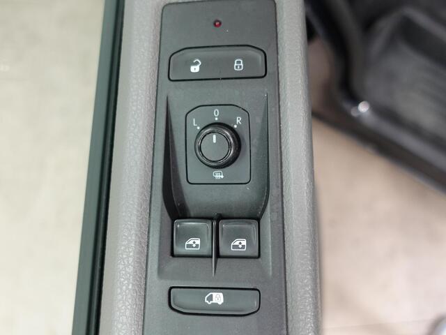 Volkswagen TRANSPORTER 110pk L1H1 Airco Cruise control Trekhaak Camera Apple Carplay/Android Auto