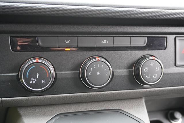 Volkswagen TRANSPORTER 2.0 TDI 150PK Automaat EURO 6 - Airco - Navi - Cruise - ¤ 21.950,- Excl.