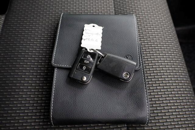 Volkswagen TRANSPORTER T6.1 2.0 TDI 110pk L1H1 Comfortline Airco/Navi/Camera/Inrichting 04-2020