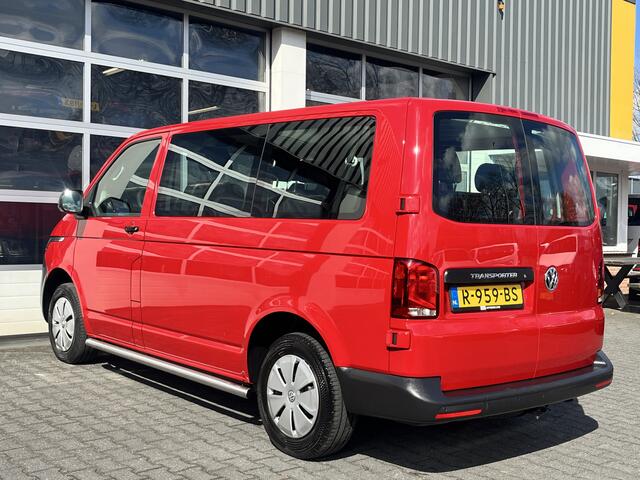 Volkswagen TRANSPORTER Kombi 2.0 TDI L1H1 Comfortline 9-persoons Airco Cruise controle Apple carplay App conect Minibus 9 zitse Exportprijs