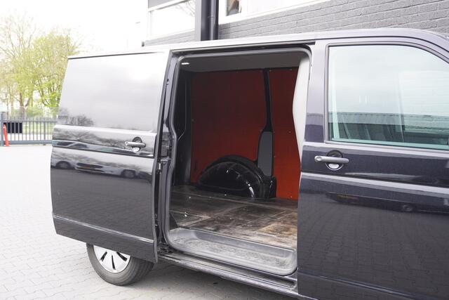 Volkswagen TRANSPORTER 2.0 TDI 150PK Automaat EURO 6 - Airco - Cruise - PDC - ¤ 18.900,- Excl.