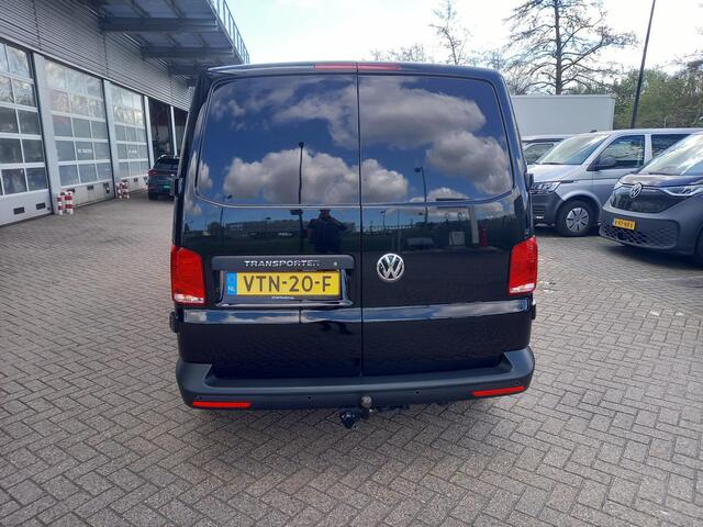 Volkswagen TRANSPORTER 2.0 TDI L2H1 28 Comfortline 110 pk / PDC / Cruise / Trekhaak