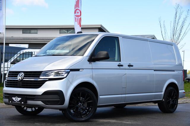 Volkswagen TRANSPORTER 2.0 TDI L2H1 30 Highline PB Edition Camera, Cruise, Carplay, LED, 2 x Schuifdeur, Automaat, Stoelverwarming, Voorruit verwarming, Uniek!