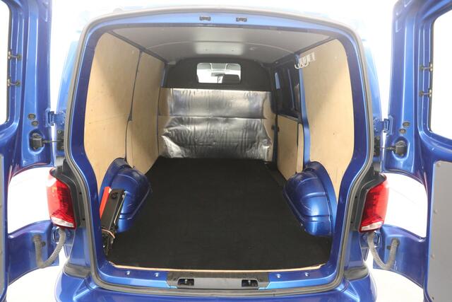 Volkswagen TRANSPORTER 2.0 TDI T6.1 L1H1 | Airco | Cruise | 3 Zits | Camera | Carplay | LED