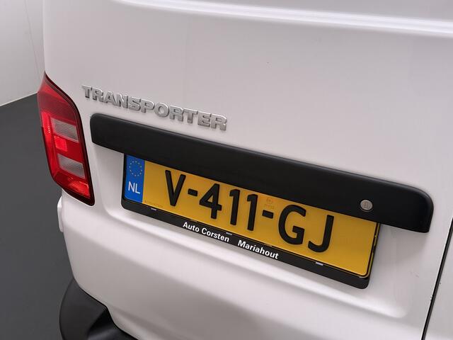 Volkswagen TRANSPORTER 2.0TDI L2H1 150pk Ecc Trekhaak Cruise-Control Verwarmde-Voorruit EURO6 Kasten-bouw Betonplex Comfortline Elektr. Ramen Centr.Vergrendeling Automatische Verlichting 2.500 kg trekvermogen