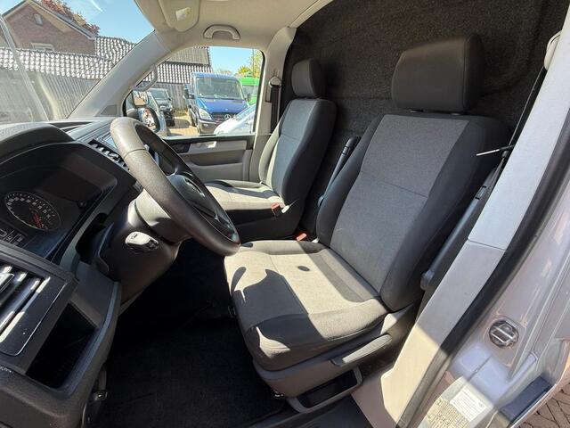 Volkswagen TRANSPORTER 2.0 TDI L2 Comfortline 115PK AC PDC Carplay Schade