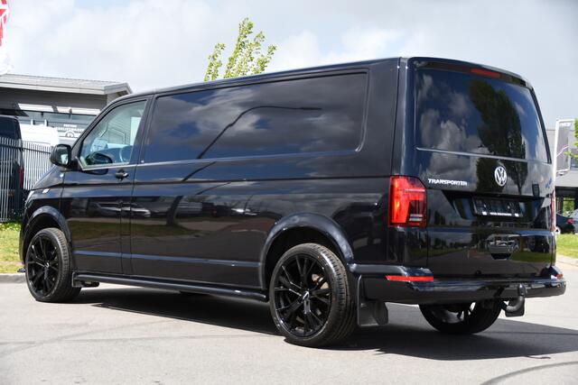 Volkswagen TRANSPORTER 2.0 TDI L2H1 30 Highline Adaptieve Cruise, Camera, Carplay, 150pk, Trekhaak, Stoelverwarming, LED, Automaat, Standkachel, Sensoren, Uniek!