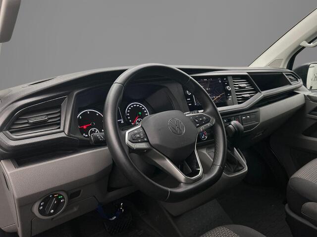 Volkswagen TRANSPORTER T6.1 2.0 TDI 204pk DSG L2 Dubbele cabine | LED koplampen & achterlichten | 2x schuifdeur | Camera | Navigatie | Verwarmde voorruit | Stoelverwarming | Cruise Control | 17" | BPM-vrij