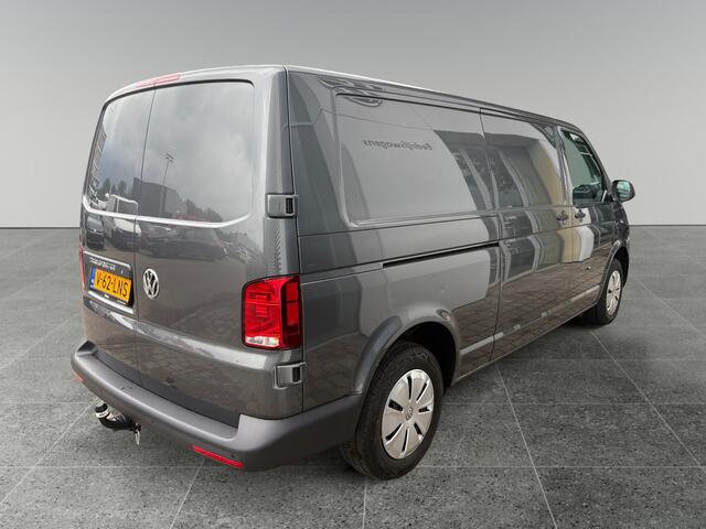 Volkswagen TRANSPORTER 2.0 TDI 150 pk L2 Betimmering | App connect | PDC | Cruise | trekhaak