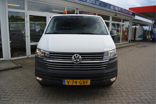 Volkswagen TRANSPORTER 2.0 TDI 150PK L2 Comfortline Executive Plus | Cruise | Carplay | Navi | Trekhaak |