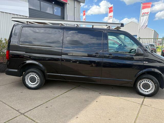 Volkswagen TRANSPORTER 2.0 TDI L2H1 Trendline Airco, pdc achter, imperiaal, trekhaak